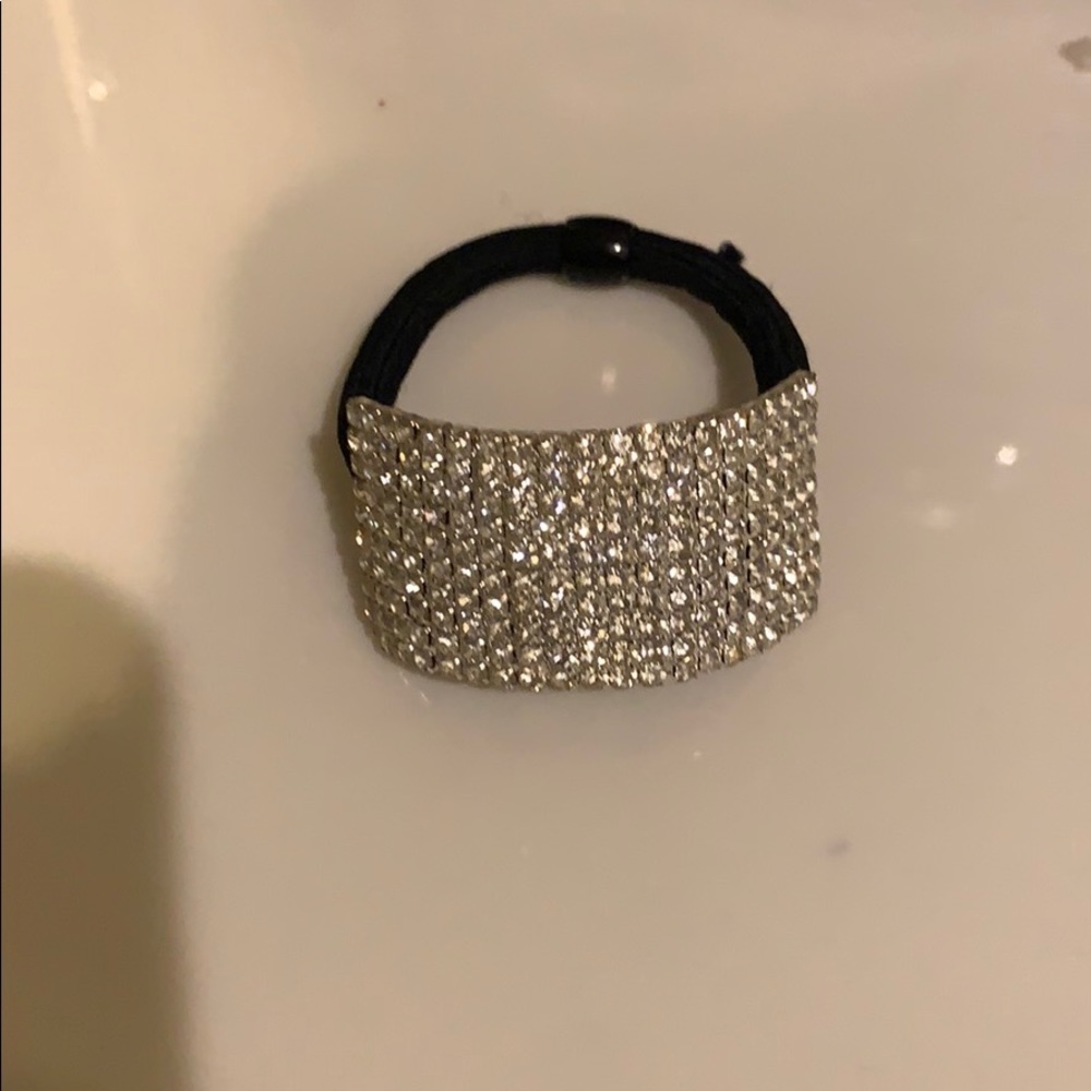 Ponytail bling!